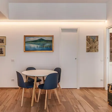 Piazza Re Di Comfy Апартаменты Рим