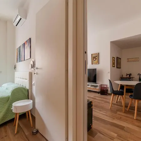 Apartamento Piazza Re Di Comfy *